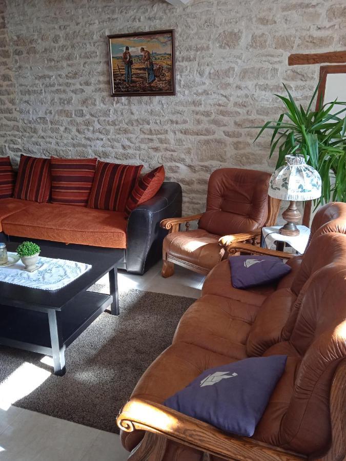 Spacieuse Maison De Mamie ! Pouilly-en-Auxois Zewnętrze zdjęcie